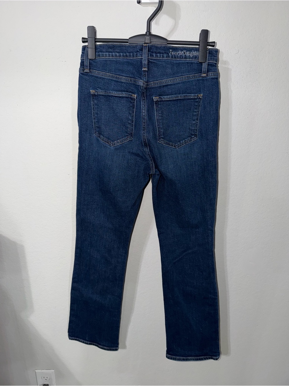 Favorite Daughter The Valentina Shortie Bootcut Jeans – Size 27 - Picture 4 of 12